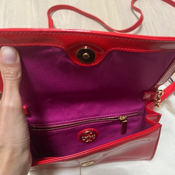 Tory Burch clutch - Picture 3 of 3